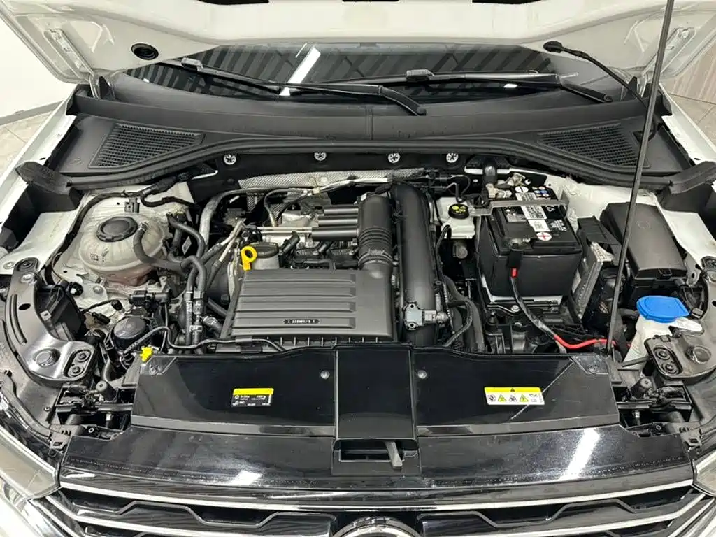 Volkswagen T-Roc — миниатюра 14