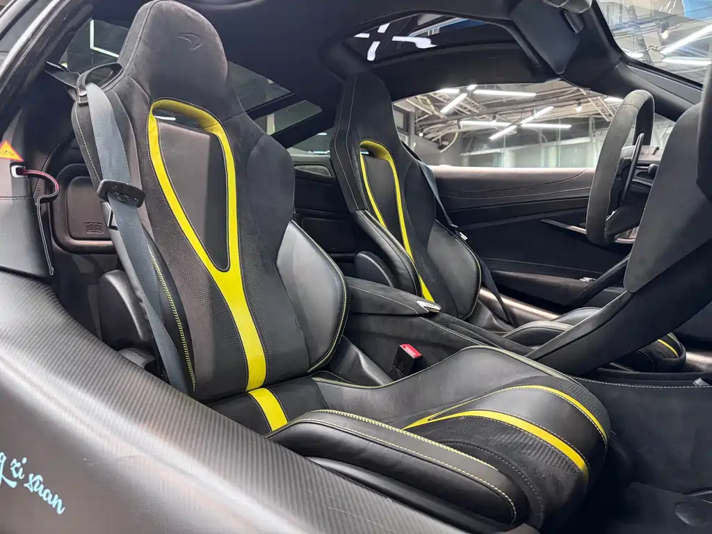 McLaren 720S — миниатюра 7