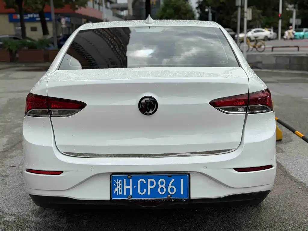 Buick Excelle — миниатюра 5