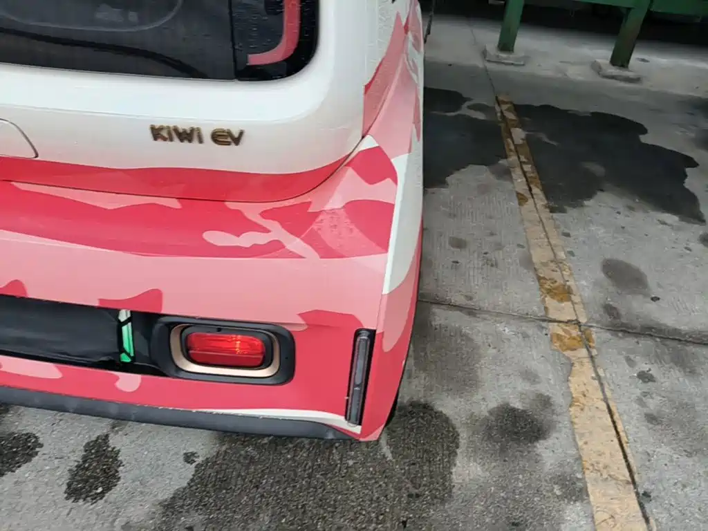 Baojun KiWi EV — миниатюра 8
