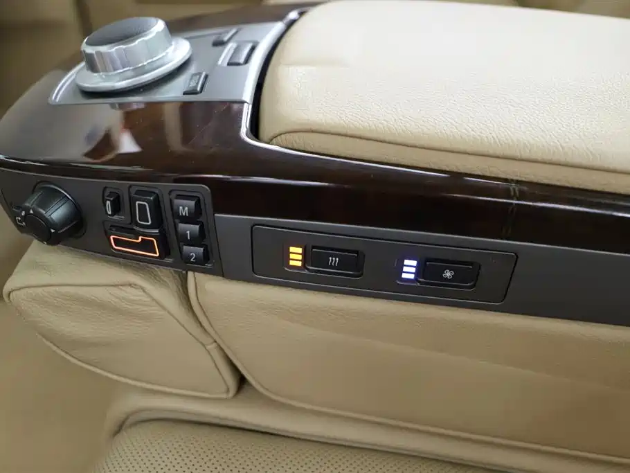 BMW 7 Series — фотографии объявления, Фото 19