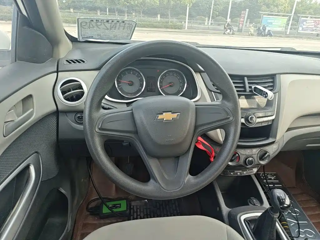 Chevrolet Sail — миниатюра 11