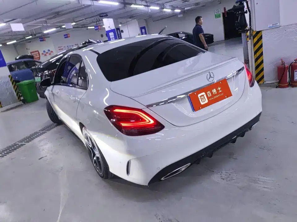Mercedes-Benz C-Class — миниатюра 6
