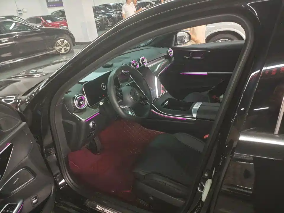Mercedes-Benz C-Class — миниатюра 4