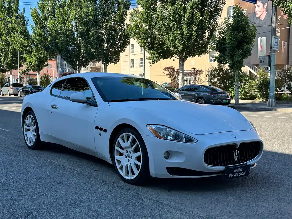 Maserati GranTurismo 2007 4.2L Standard