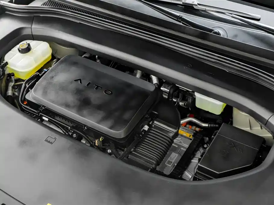 Aito M8 2025 Max+ 53.4kWh 5 мест (192 ）