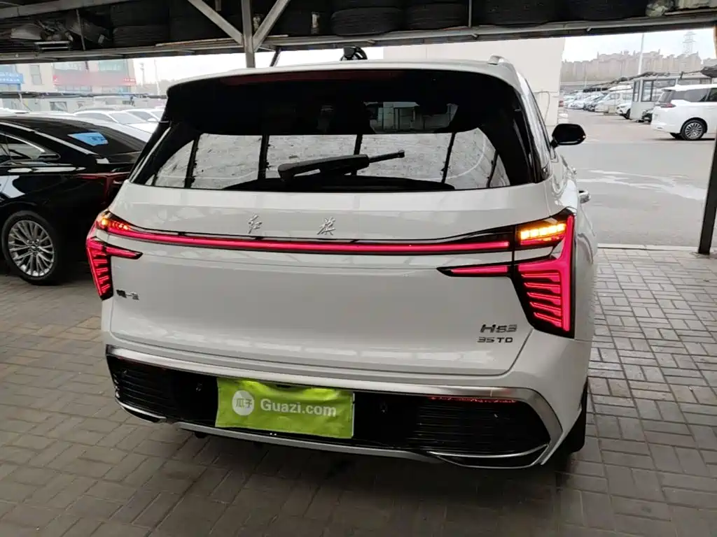 Hongqi Hongqi HS3 — миниатюра 6