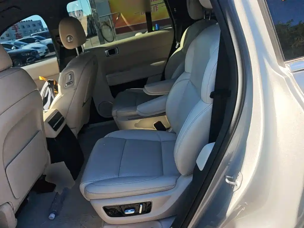 Li Auto Li L9 — миниатюра 17