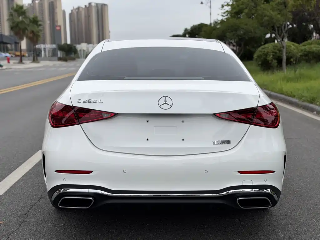 Mercedes-Benz C-Class — миниатюра 3