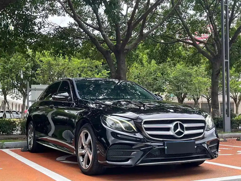 Mercedes-Benz E-Class — миниатюра 3