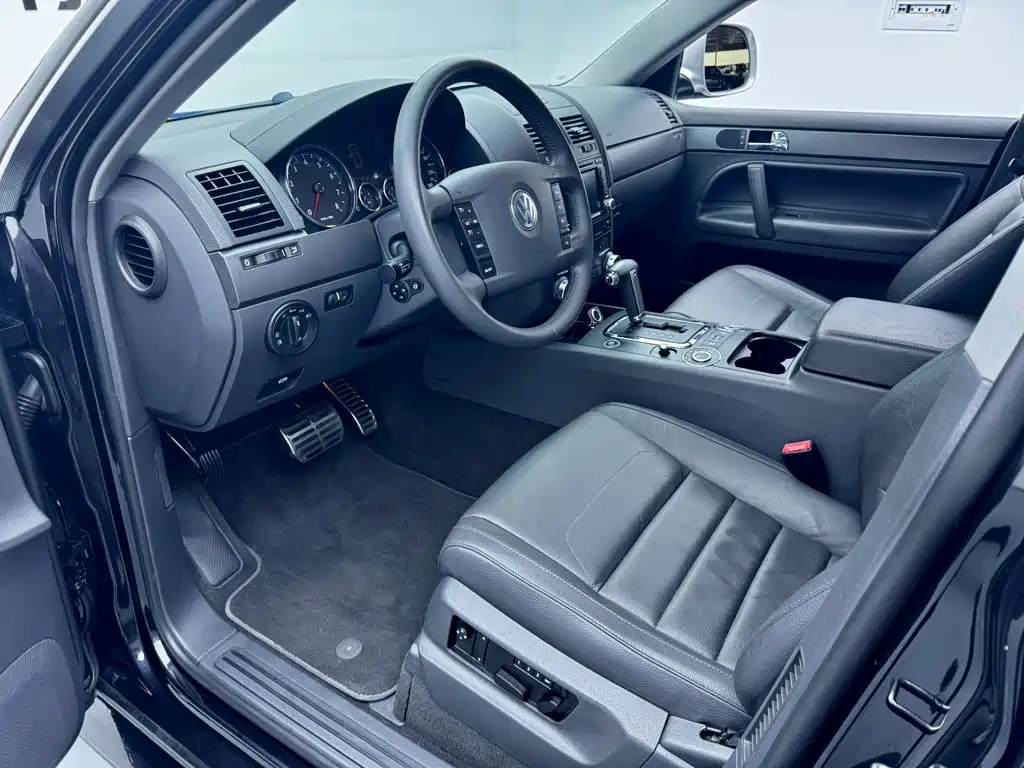 Volkswagen Touareg — миниатюра 15