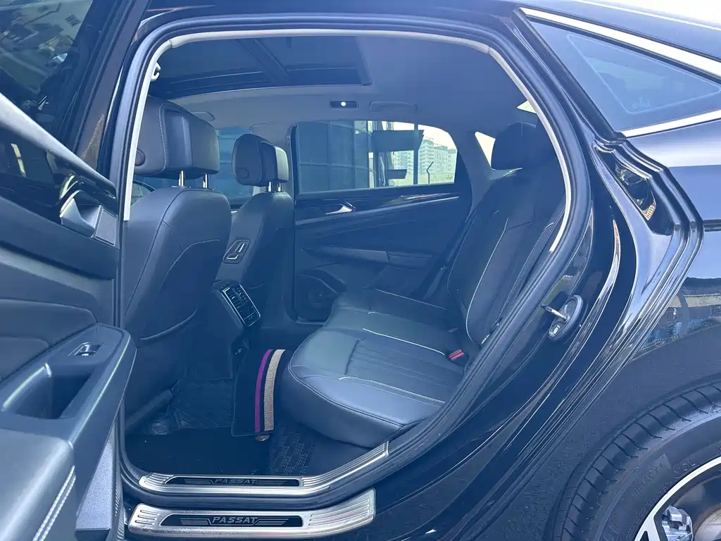 Volkswagen Passat — миниатюра 7