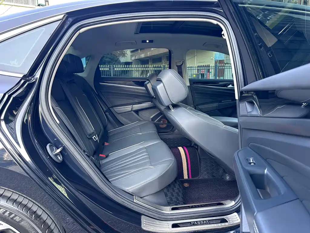 Volkswagen Passat — миниатюра 16