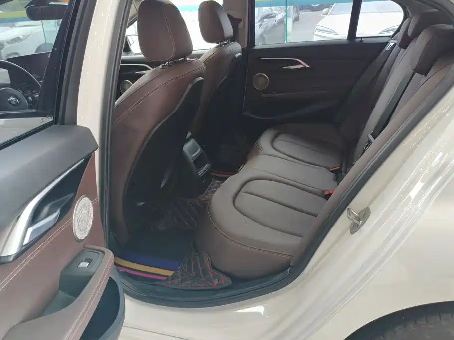 BMW 1 Series — миниатюра 11