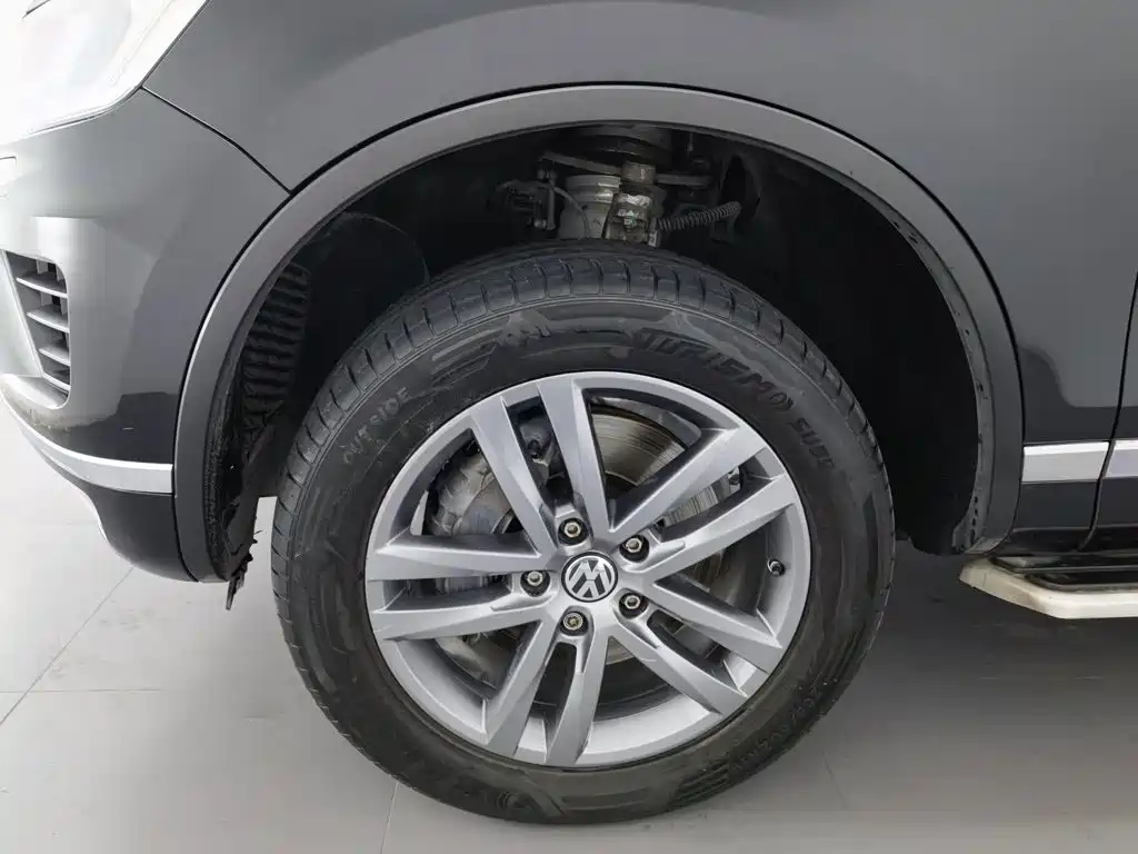 Volkswagen Touareg — миниатюра 17