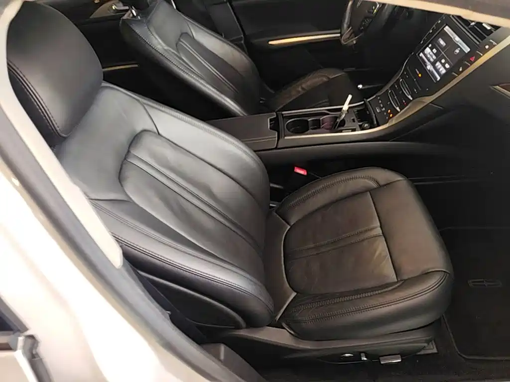 Lincoln MKZ — миниатюра 25