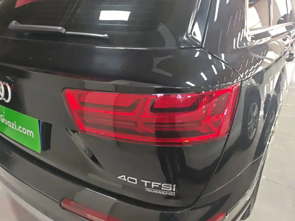 Audi Q7 — миниатюра 8