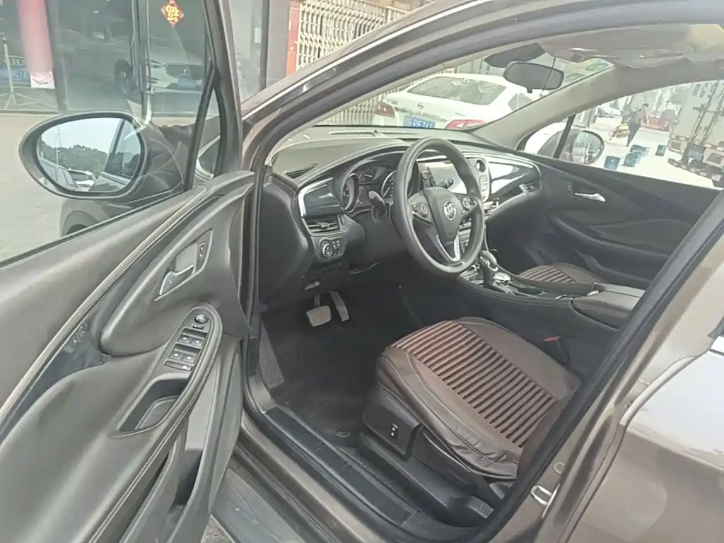 Buick Envision Plus — миниатюра 16