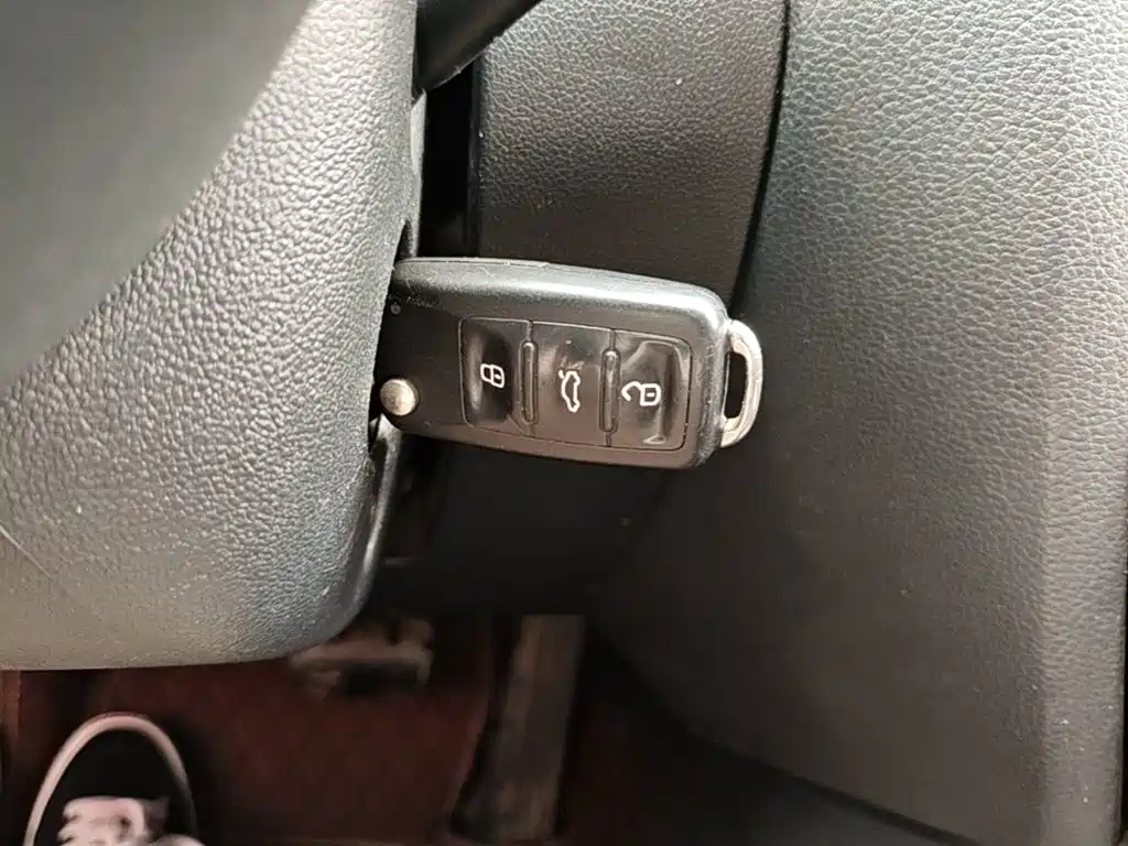 Volkswagen Sagitar — миниатюра 9