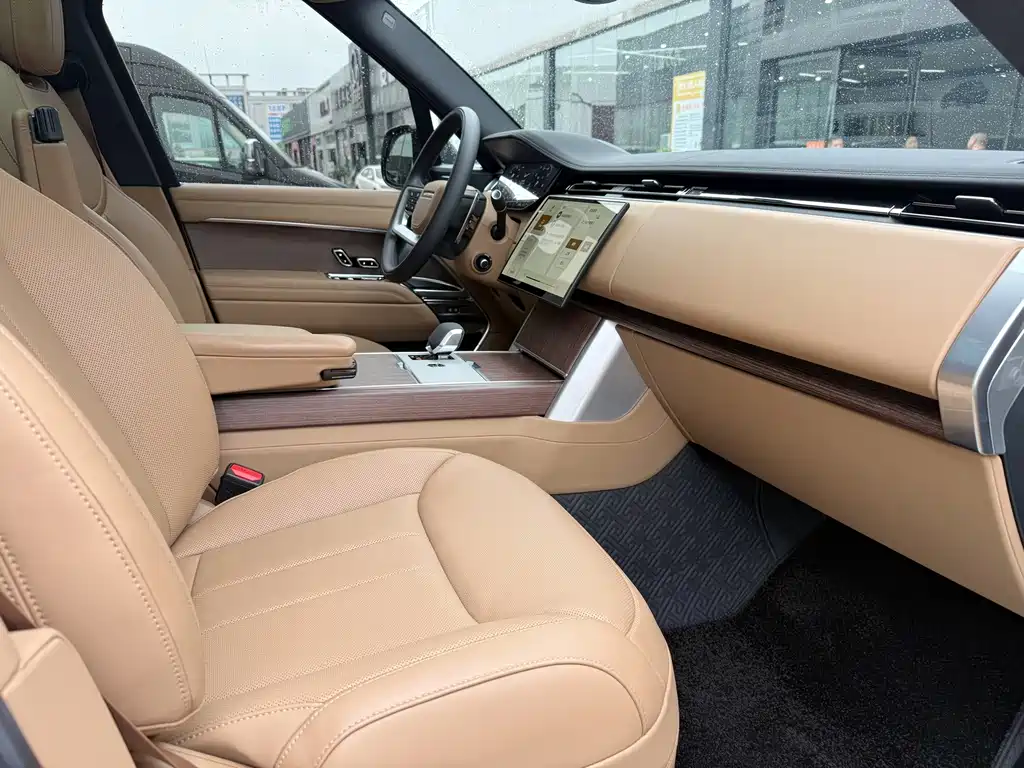Land Rover Range Rover — миниатюра 12