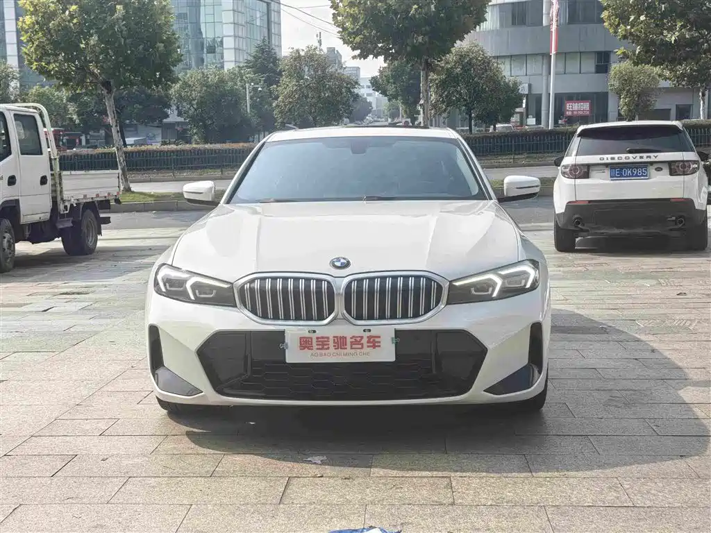 BMW 3 Series — миниатюра 2