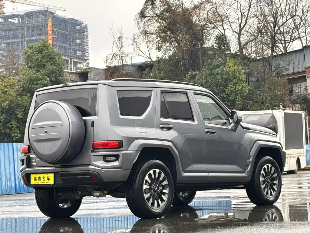 TANK TANK 700 NEW ENERGY