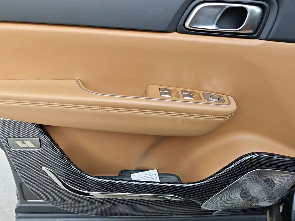 Li Auto Li ONE — миниатюра 7