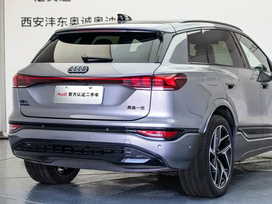 Audi Q6L e-tron — миниатюра 23