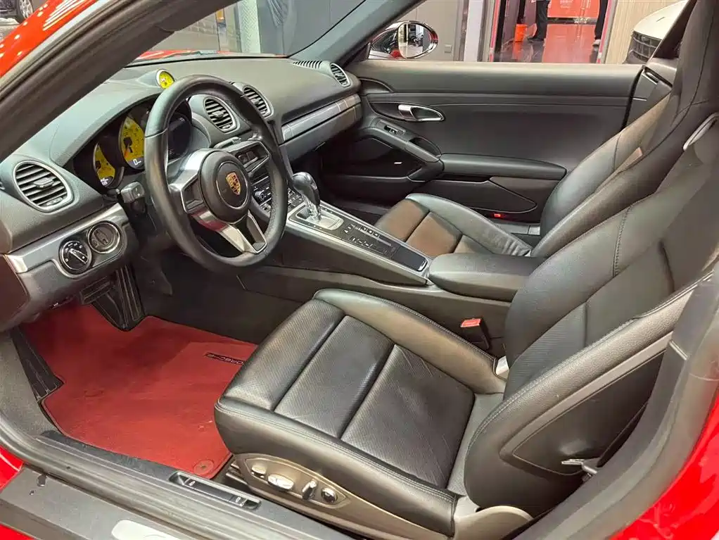 Porsche 718 2018 Cayman 2.0T