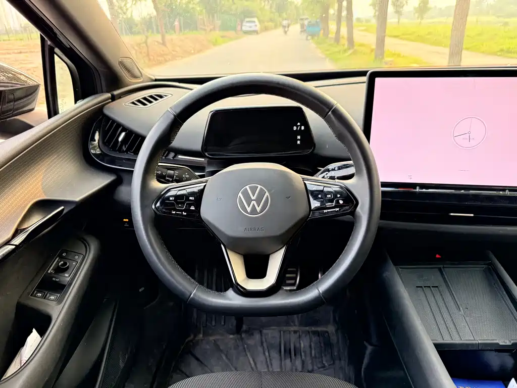 Volkswagen 06 2024 Pro