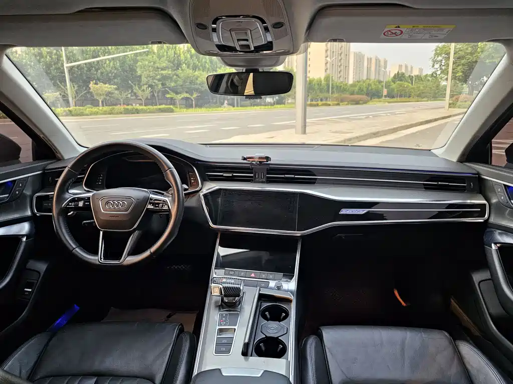 Audi A6L 2020 40 TFSI Luxury