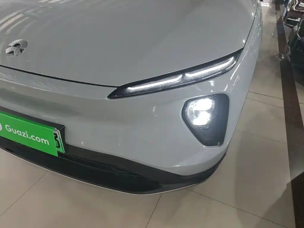 NIO ES6 — миниатюра 24