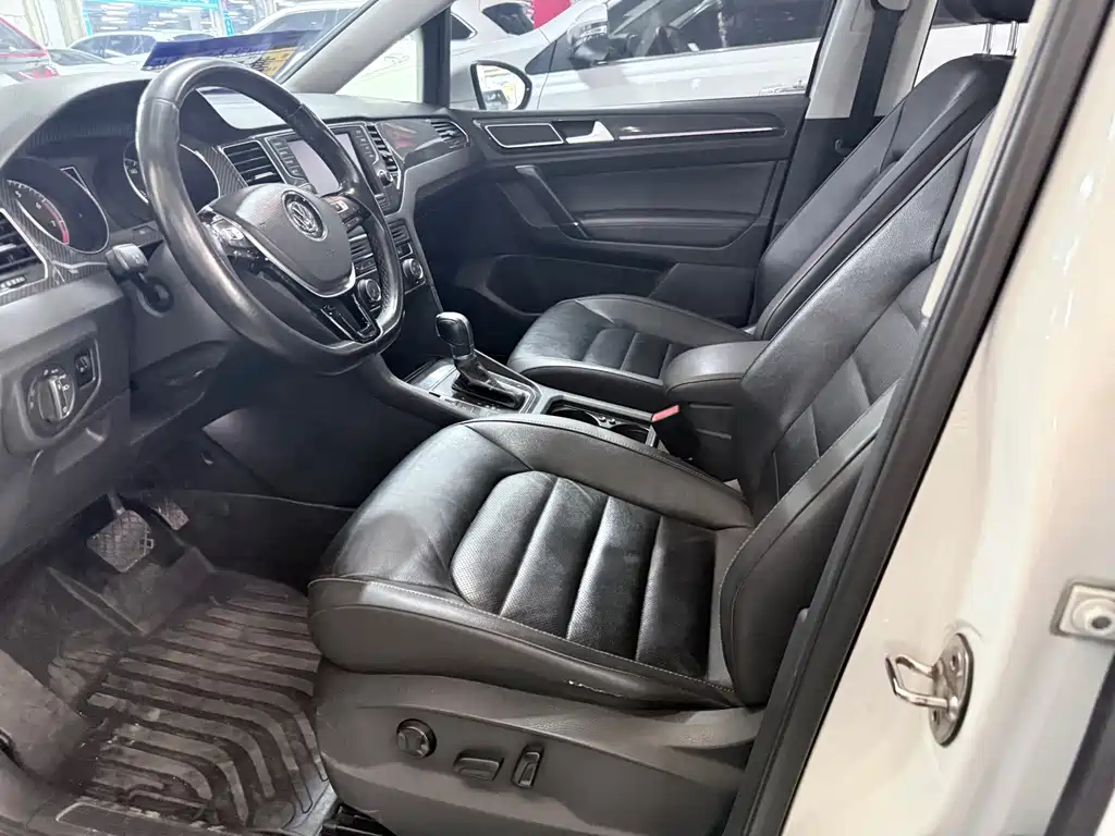 Volkswagen Golf Sportsvan — миниатюра 9