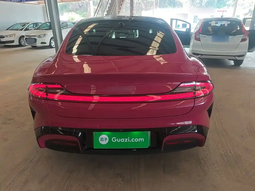 Xiaomi SU7 — миниатюра 6
