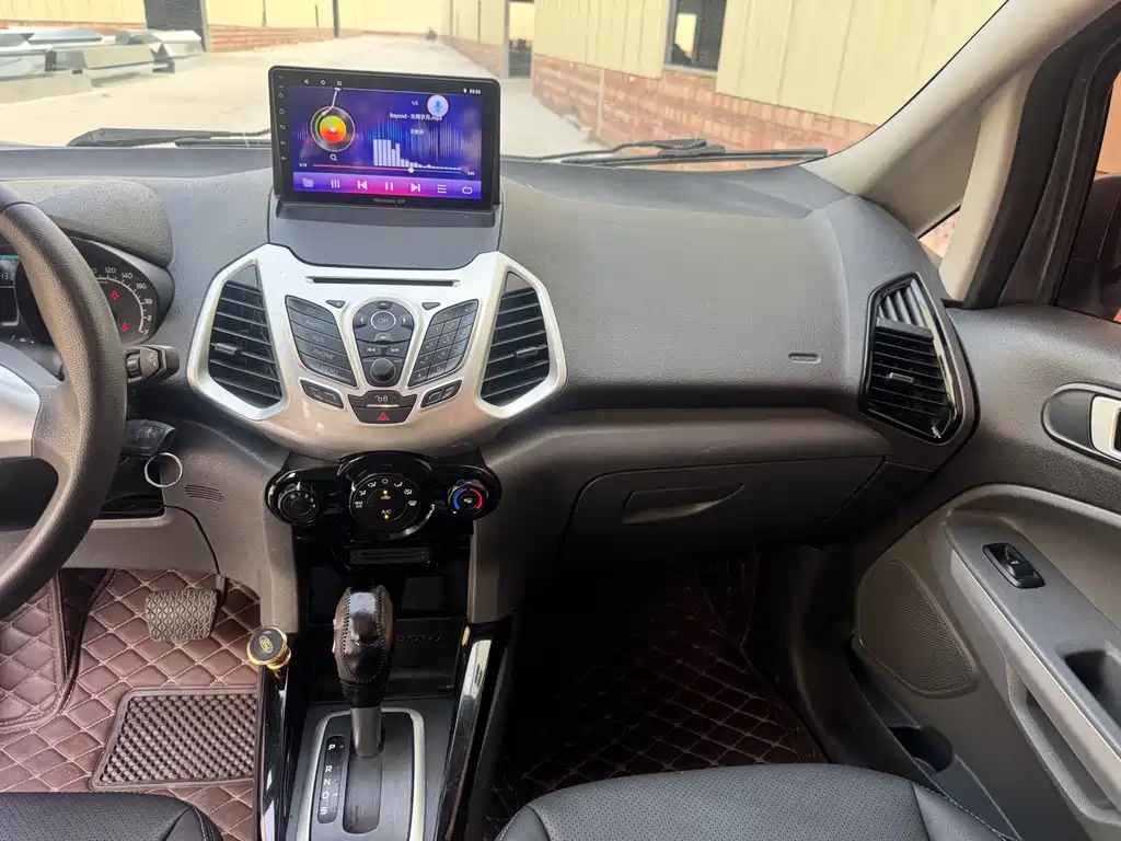 Ford Ecosport — миниатюра 7