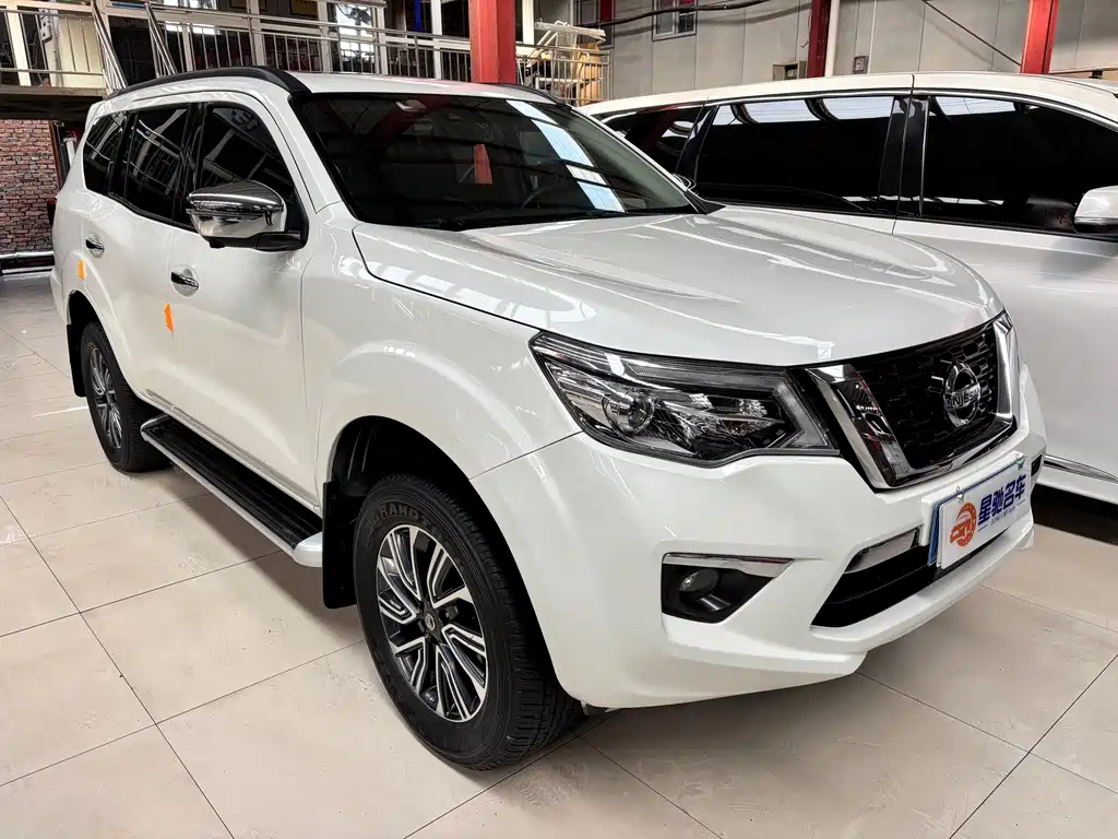 Nissan Terra — миниатюра 3
