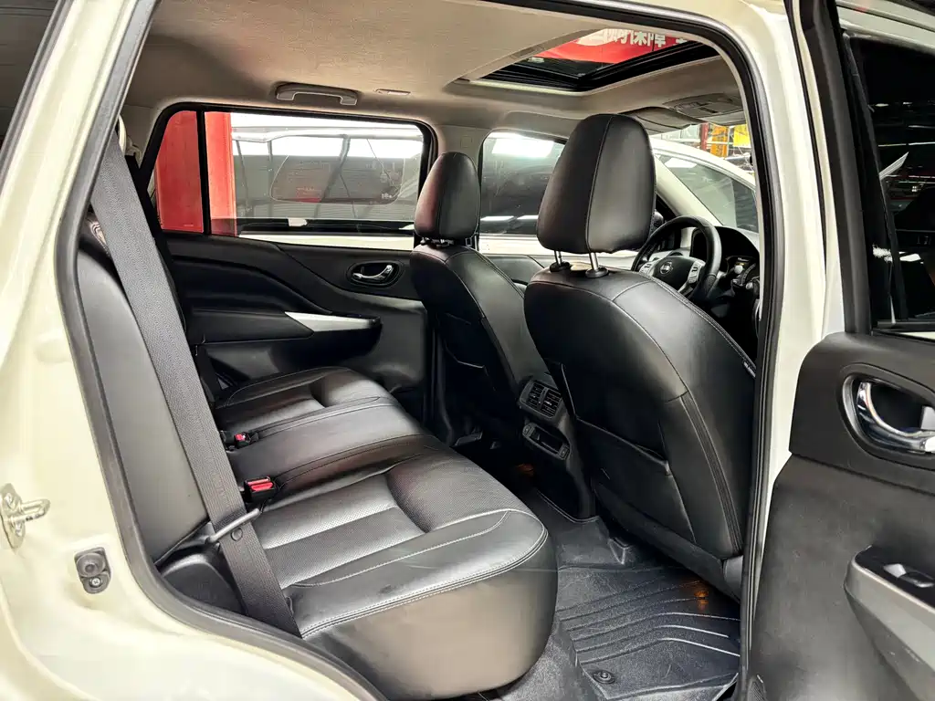 Nissan Terra — миниатюра 11