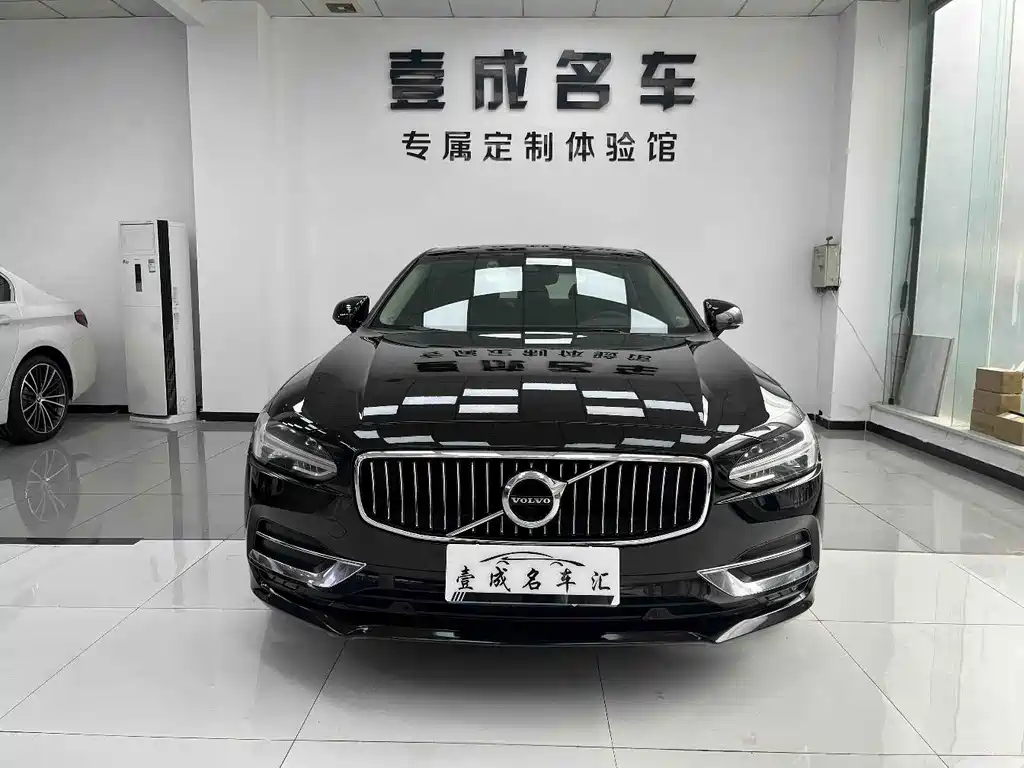 Volvo S90 — миниатюра 2