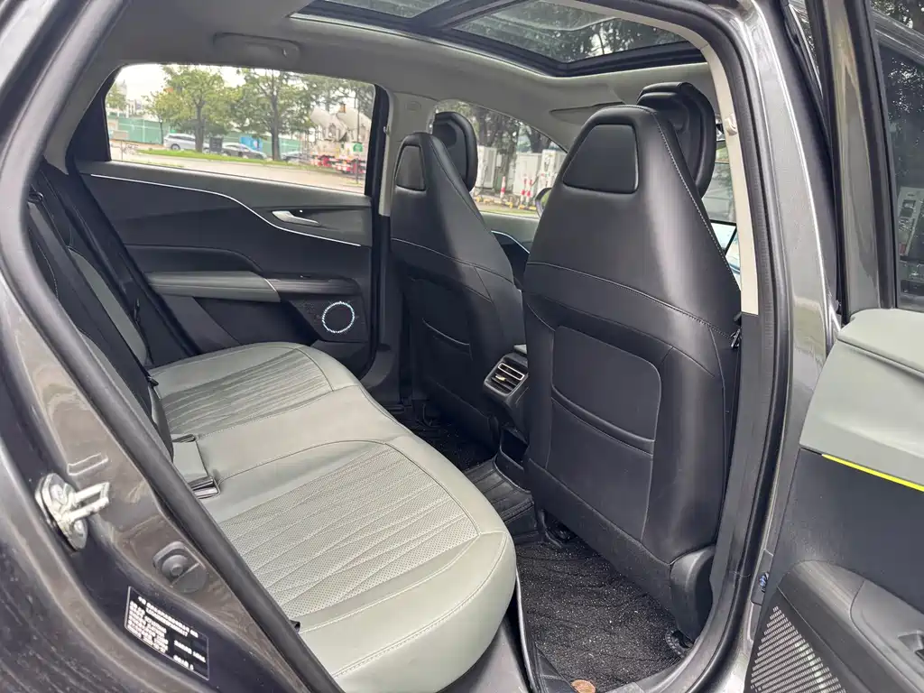 Changan Yida — миниатюра 6