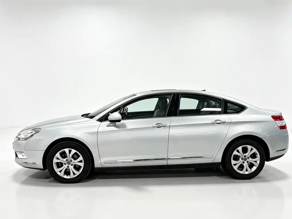 Citroen C5 — миниатюра 8