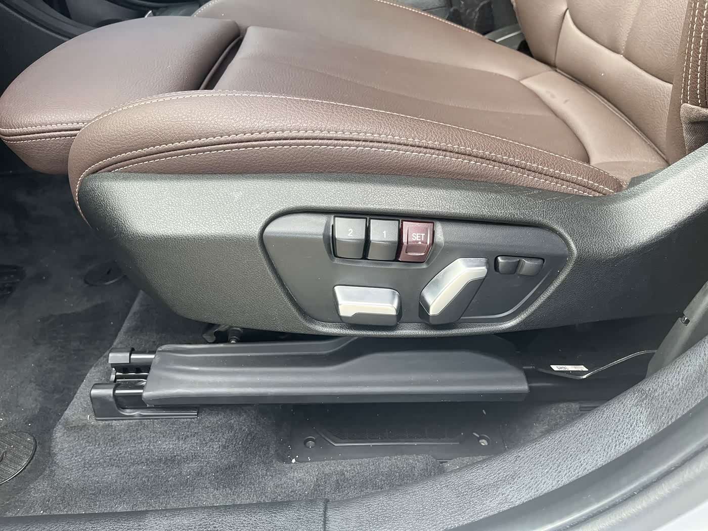 BMW X1 1.5 л 2022 г. Белый, пробег 23000 км