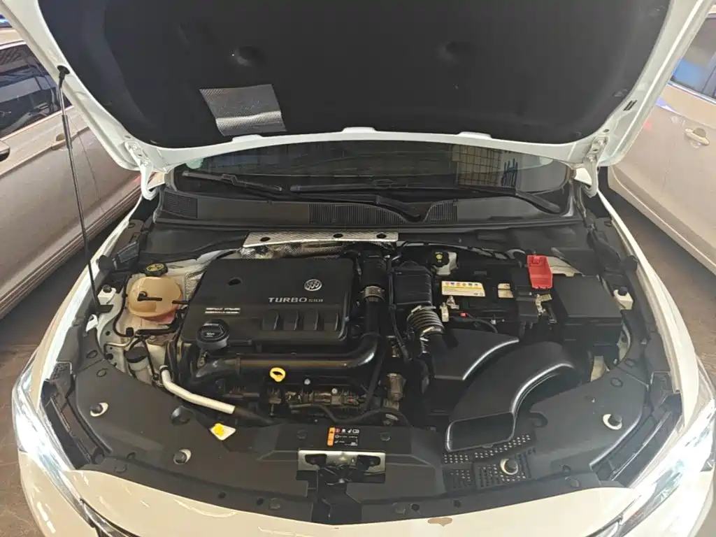 Buick Verano — миниатюра 20