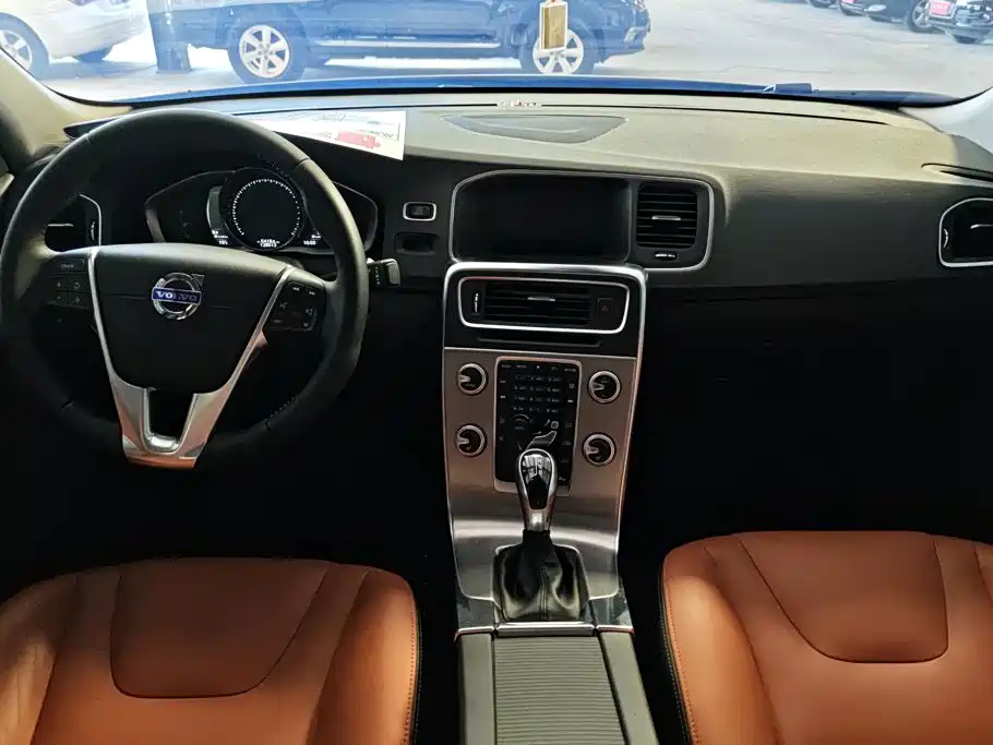 Volvo S60 — миниатюра 12