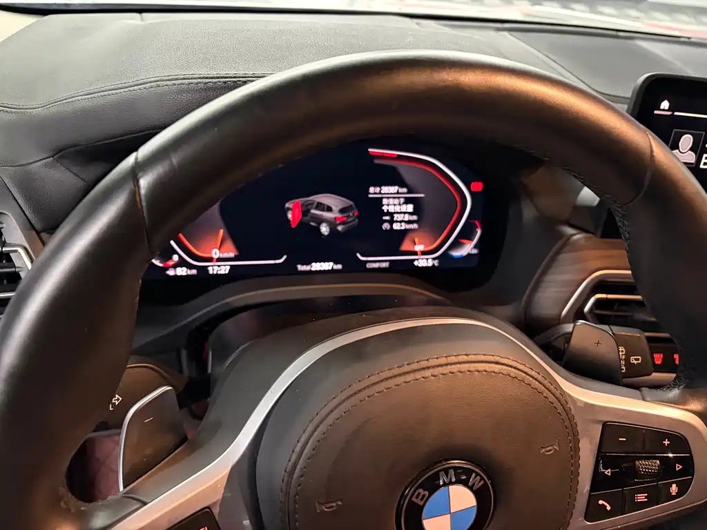 BMW X3 — миниатюра 11