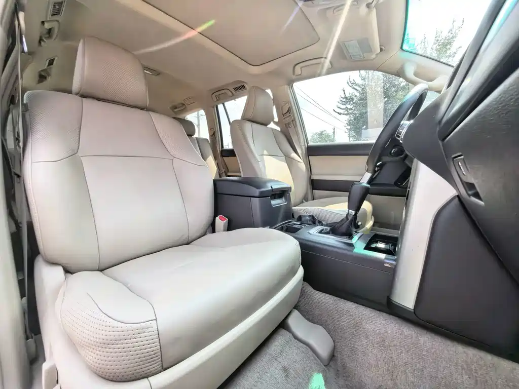 Toyota Prado — миниатюра 10