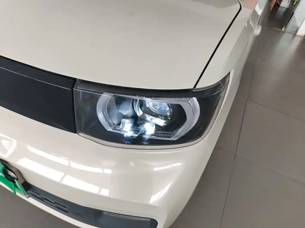 Wuling MINIEV — миниатюра 24