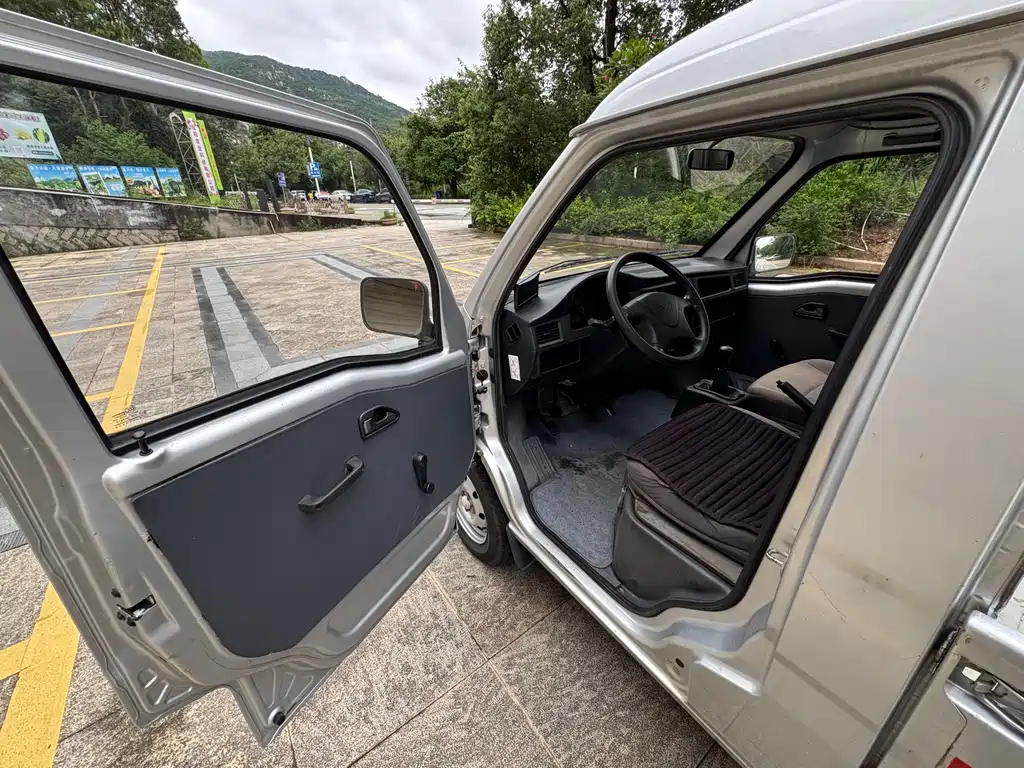 Wuling Zhiguang Mini Truck — миниатюра 4