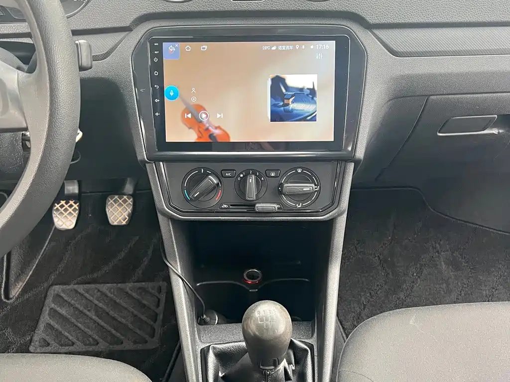 Volkswagen Jetta — миниатюра 18