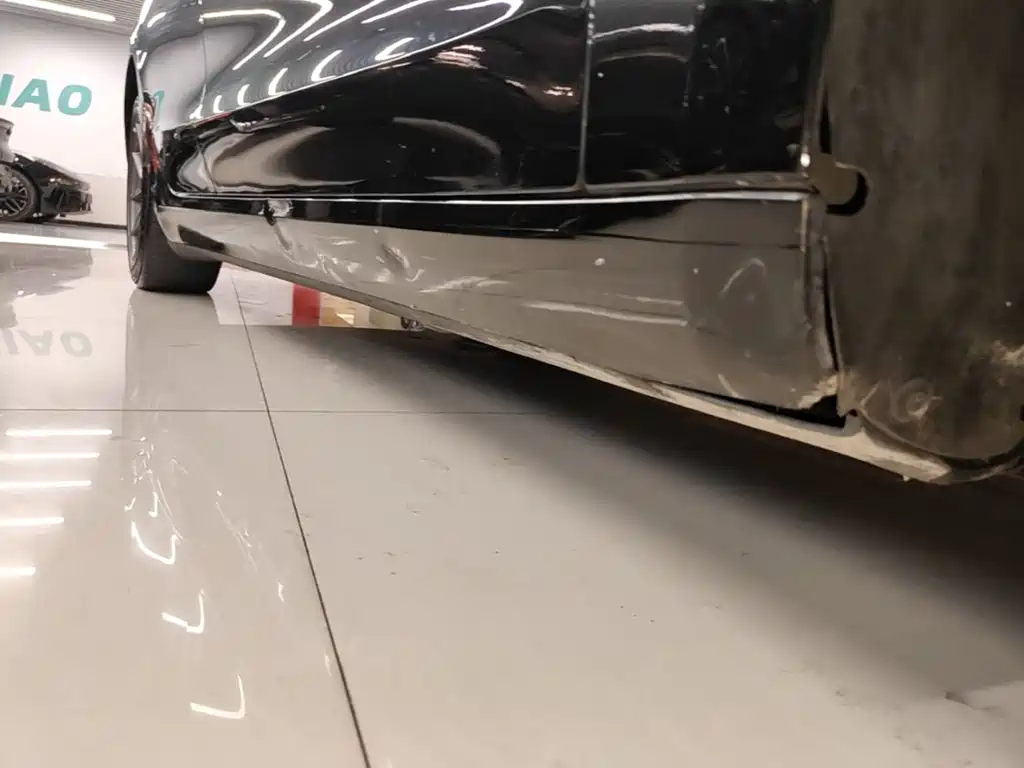 Tesla Model 3 — миниатюра 21