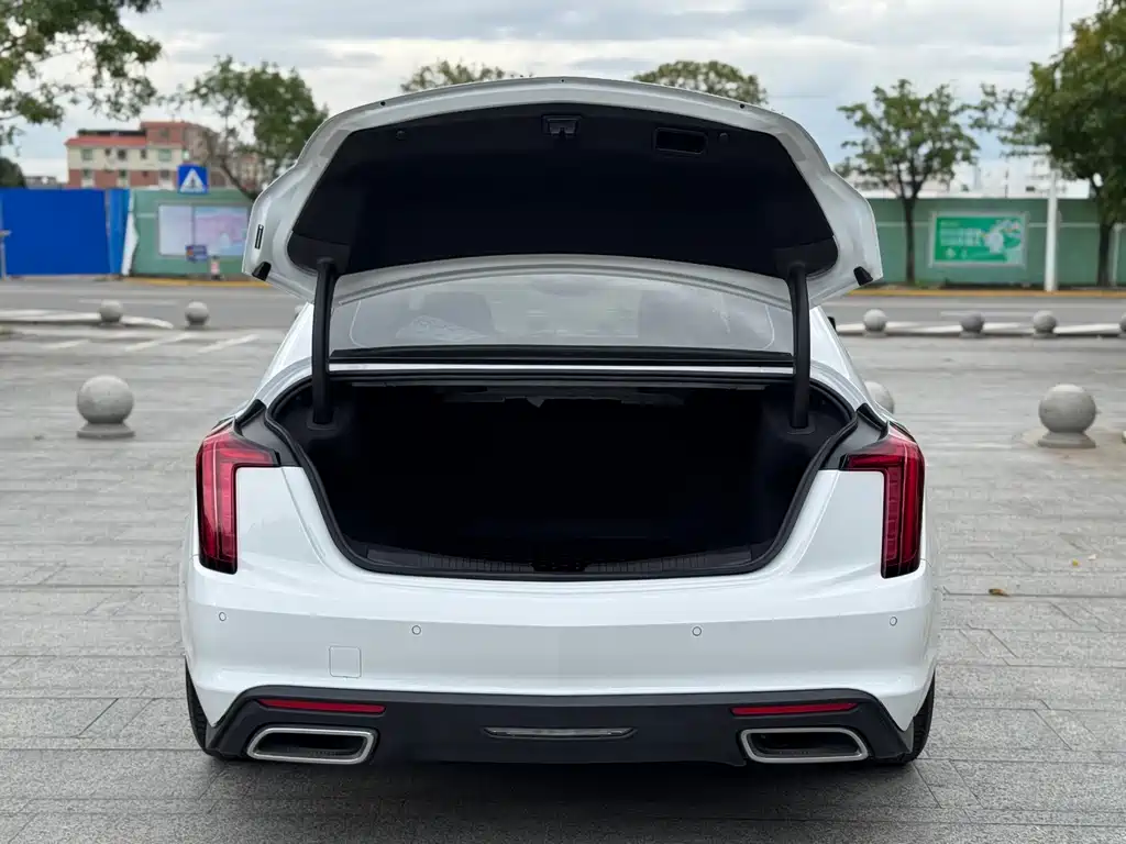 Cadillac CT5 — миниатюра 22